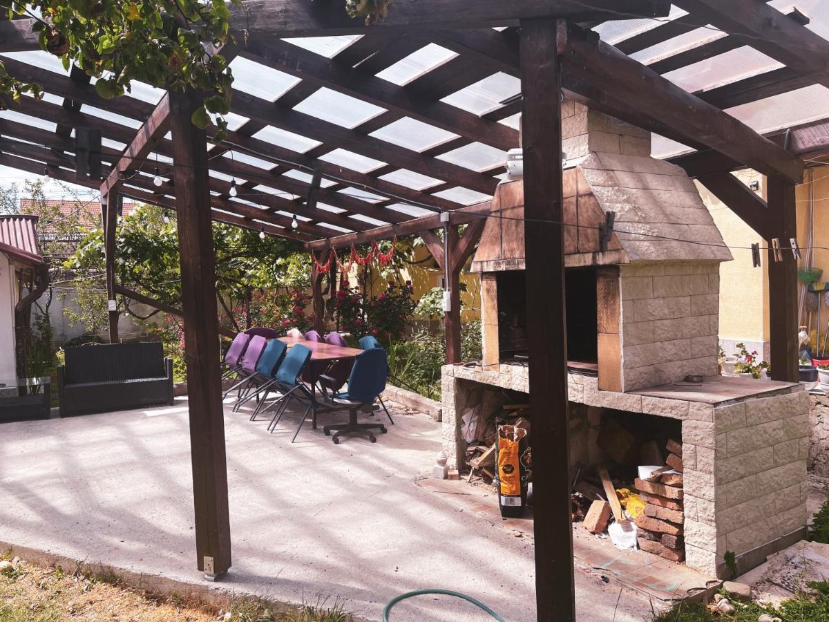 Yard Studio Rasnov 아파트 외부 사진